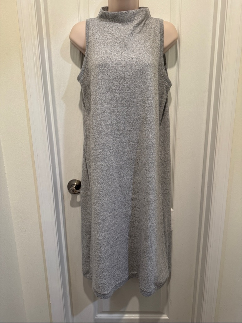 Sleeveless Mock-Neck Midi Dress in Light Heather Gray